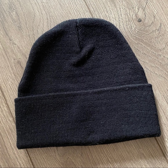 SOLD// DIMEPIECE logo beanie - Picture 3 of 5